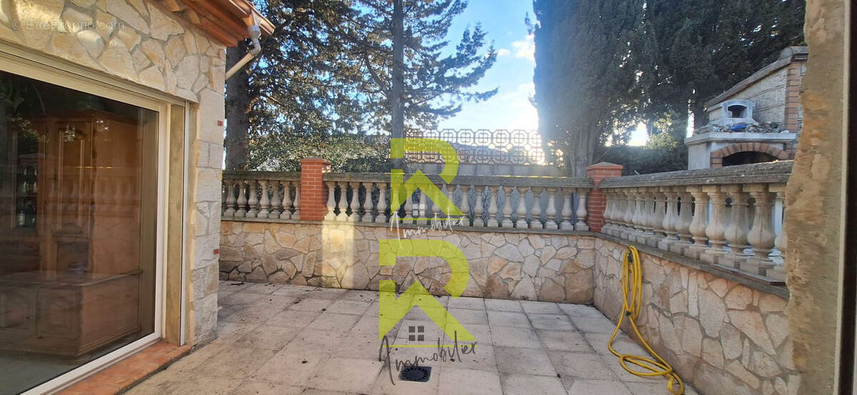 Maison à LEZIGNAN-CORBIERES