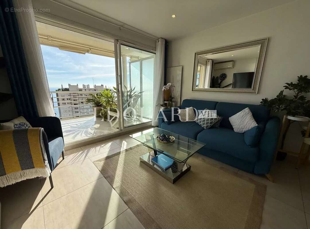 Appartement à BEAUSOLEIL