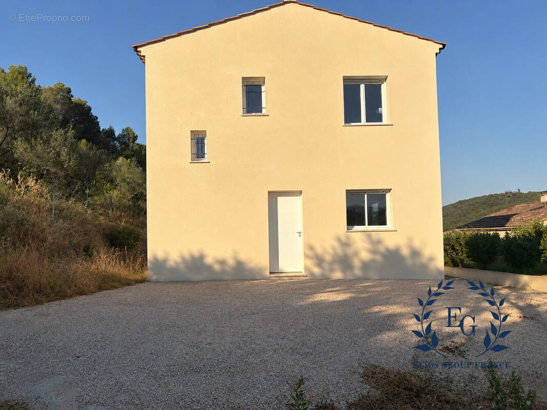 Maison 90 m² à Vins-Sur-Caramy  - photo 1