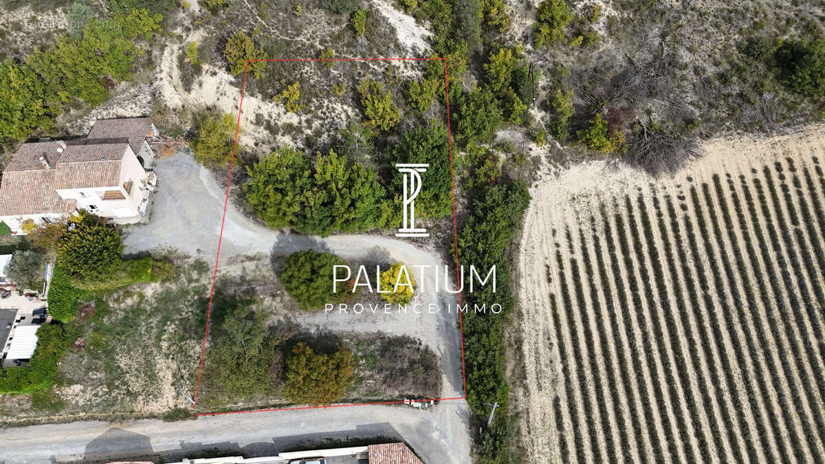 Terrain à MALLEMOISSON