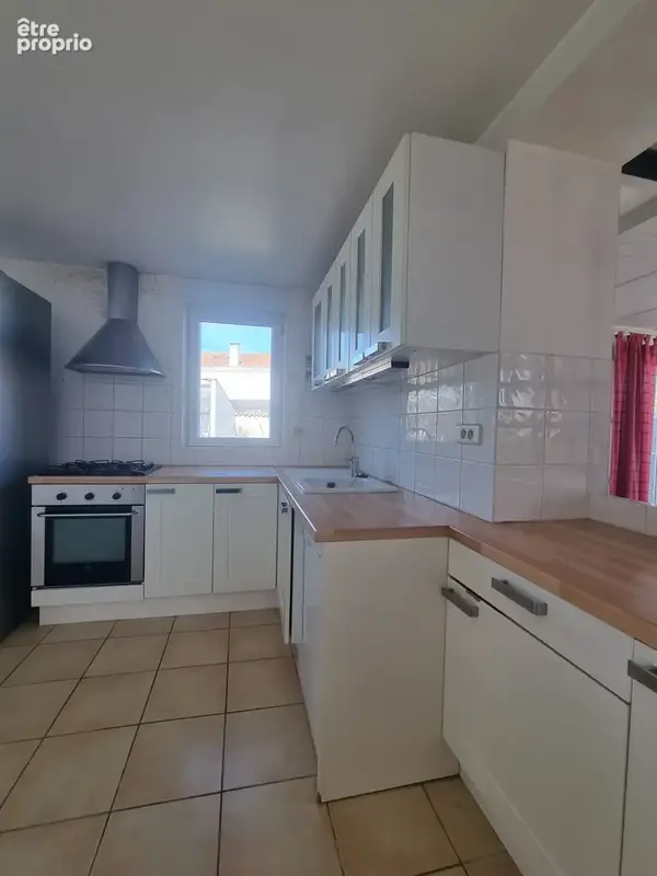 Maison 2 chambres - vue mer  - stationnement - photo 3