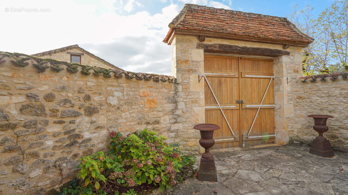 Maison à SAUZET