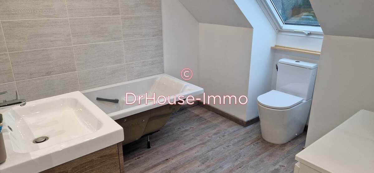 Maison à LA SAUSSAYE