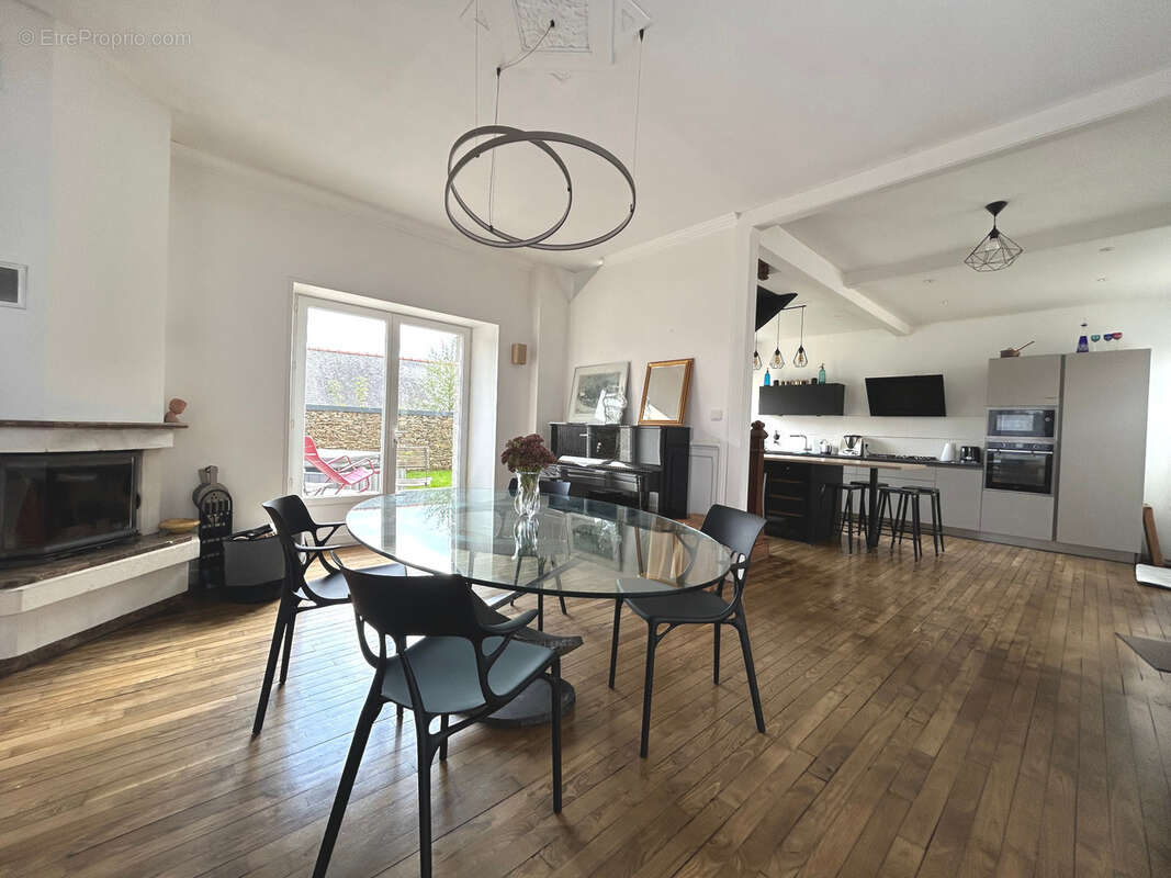 Maison à SAINT-DONAN