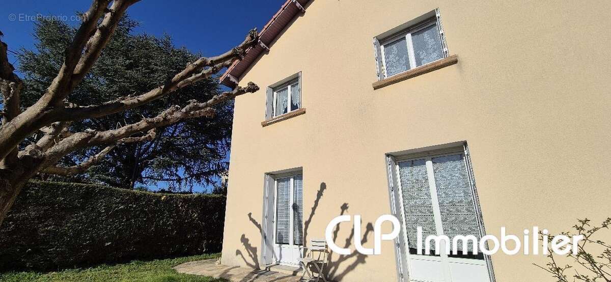 Maison à MONTELIMAR