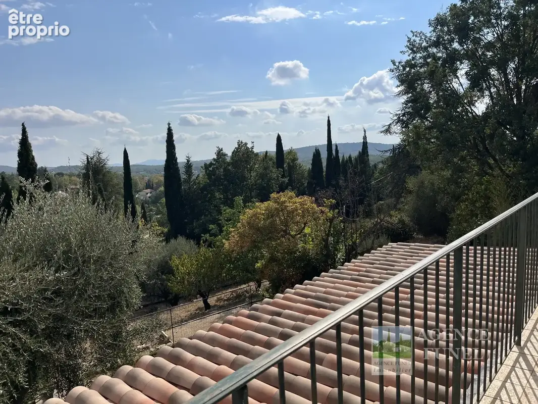 St Valier-de-Thiey - Villa Individuelle 3 Chambres Double Garage (50 m2) Terrain 1.552 m2 - photo 8