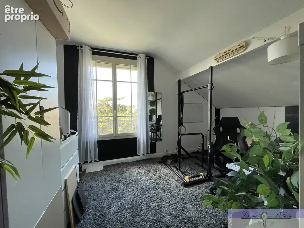 Maison familiale et chaleureuse  150 M2idéalement située en centre ville - photo 8