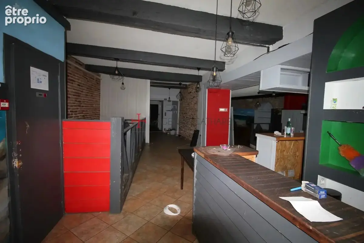 Local commercial 130.45 m2 tout type de commerce - photo 2