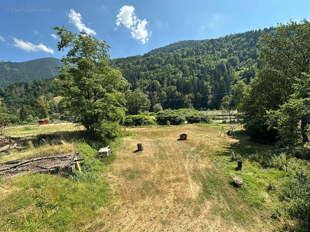 Appartement à QUEIGE