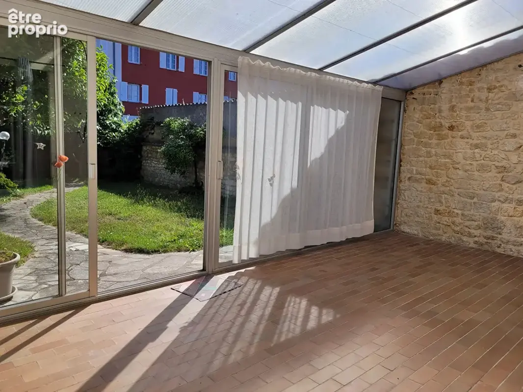ROCHEFORT chante alouette maison de 150 m²  - 6 chambres - 3 salles d'eau - Jardin - photo 8