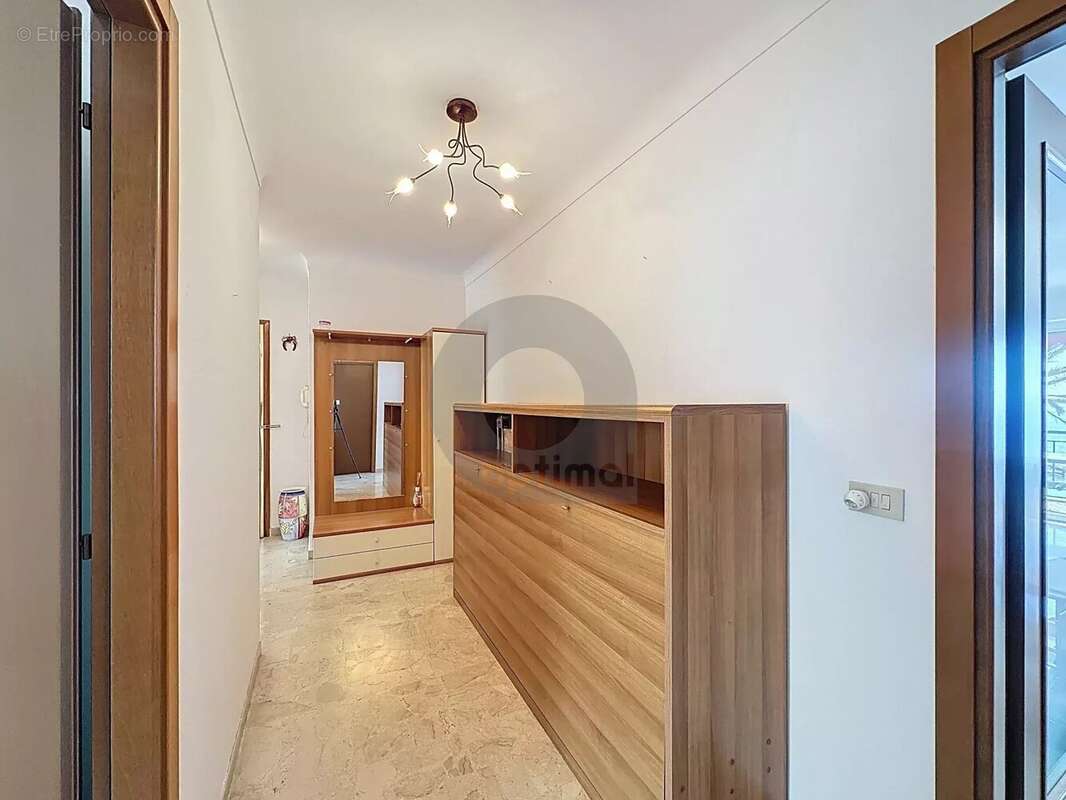 Appartement à ROQUEBRUNE-CAP-MARTIN