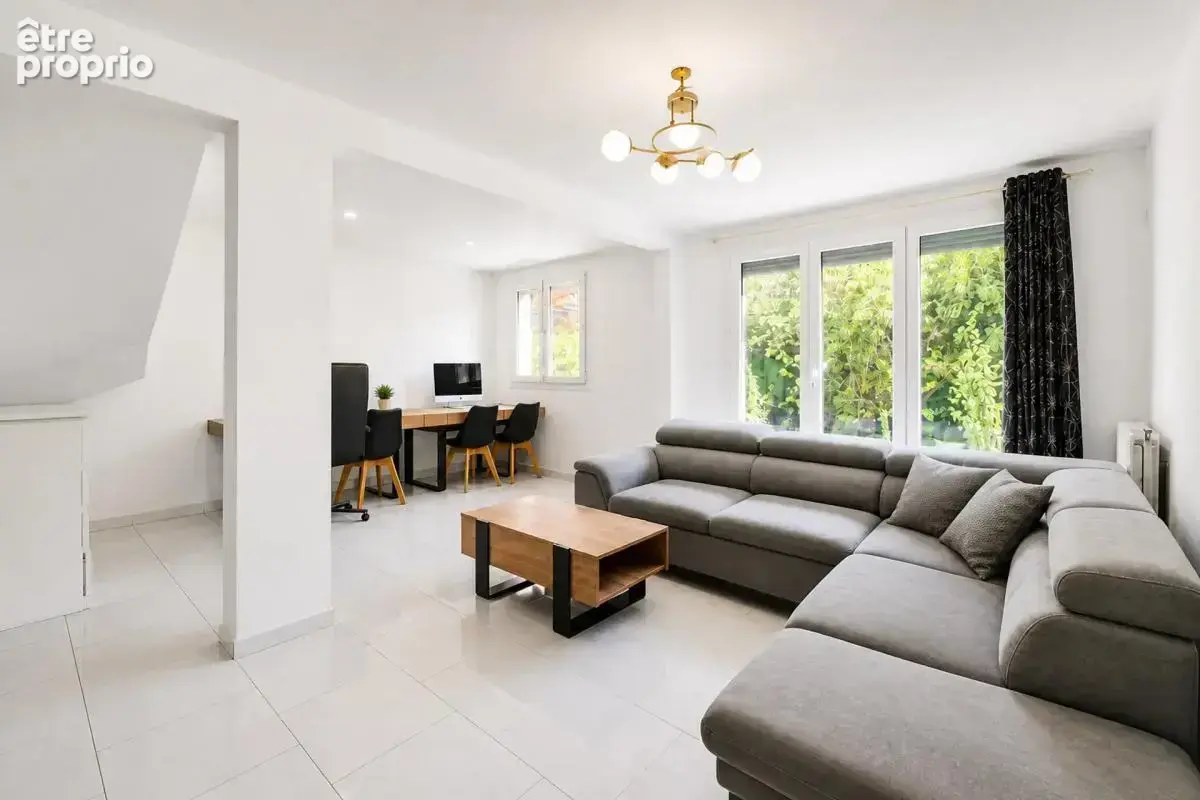 Appartement à AULNAY-SOUS-BOIS