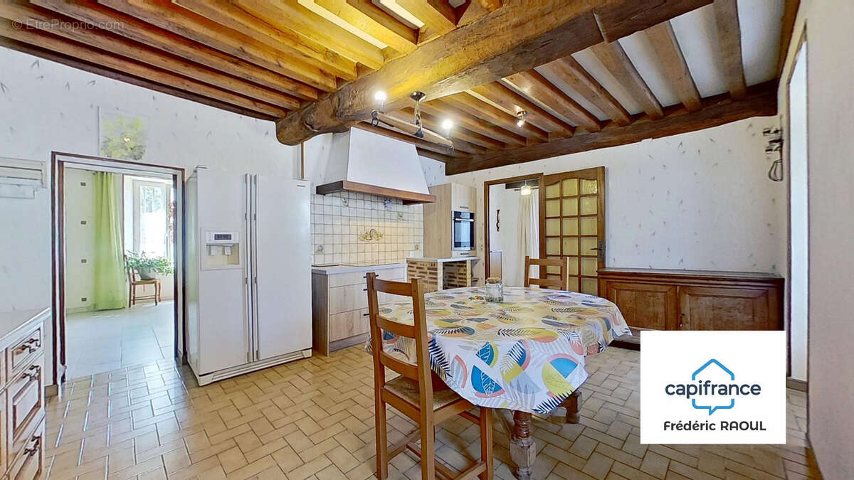 Maison familiale avec jardin et dépendances – Is-sur-Tille, proche centre-ville - photo 3