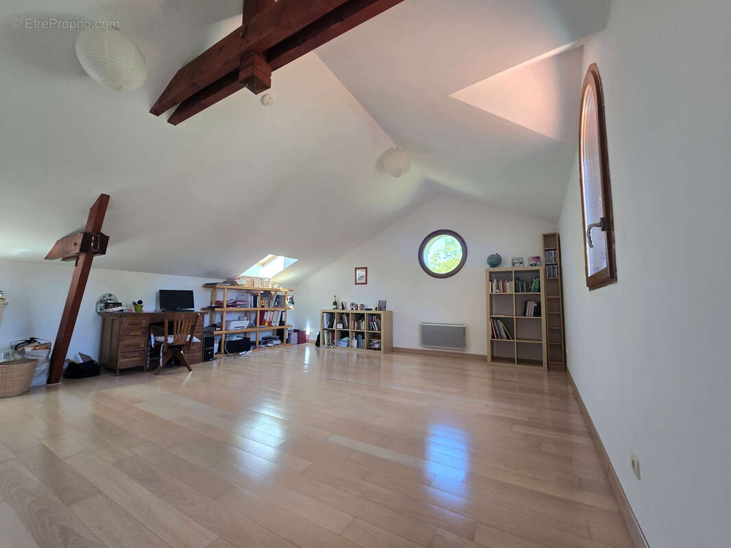 Maison à AIGREFEUILLE-SUR-MAINE