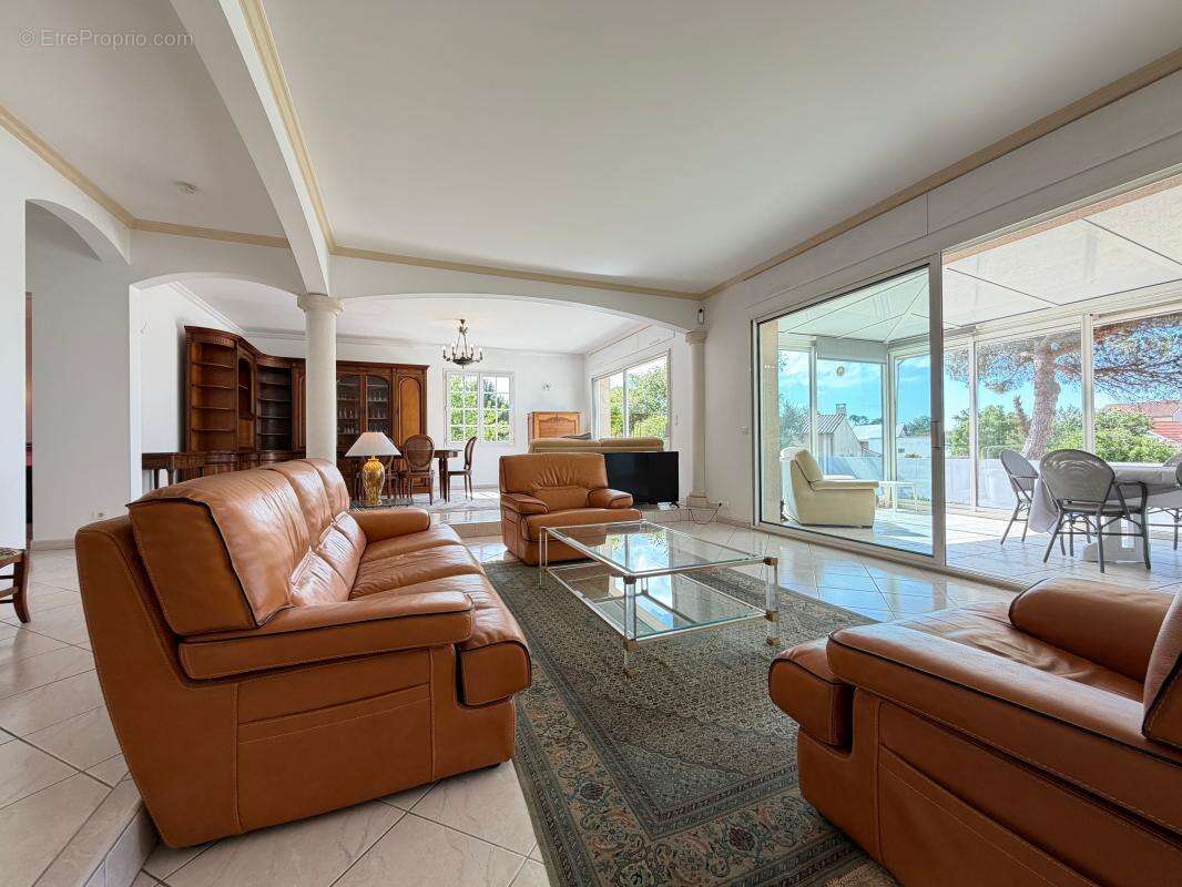Superbe MAISON au calme, à 450 m Plage et Commerces du Centre Ville - photo 7