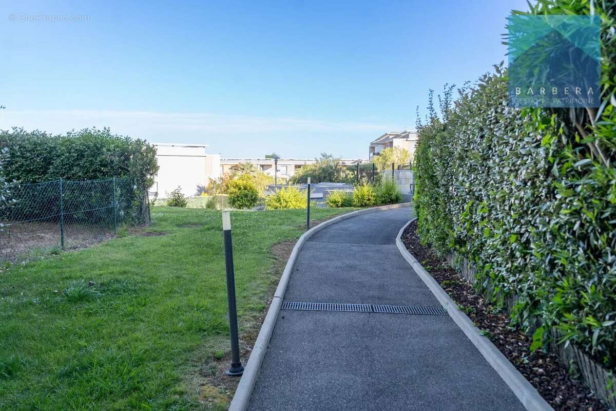 Appartement à VILLENEUVE-LOUBET