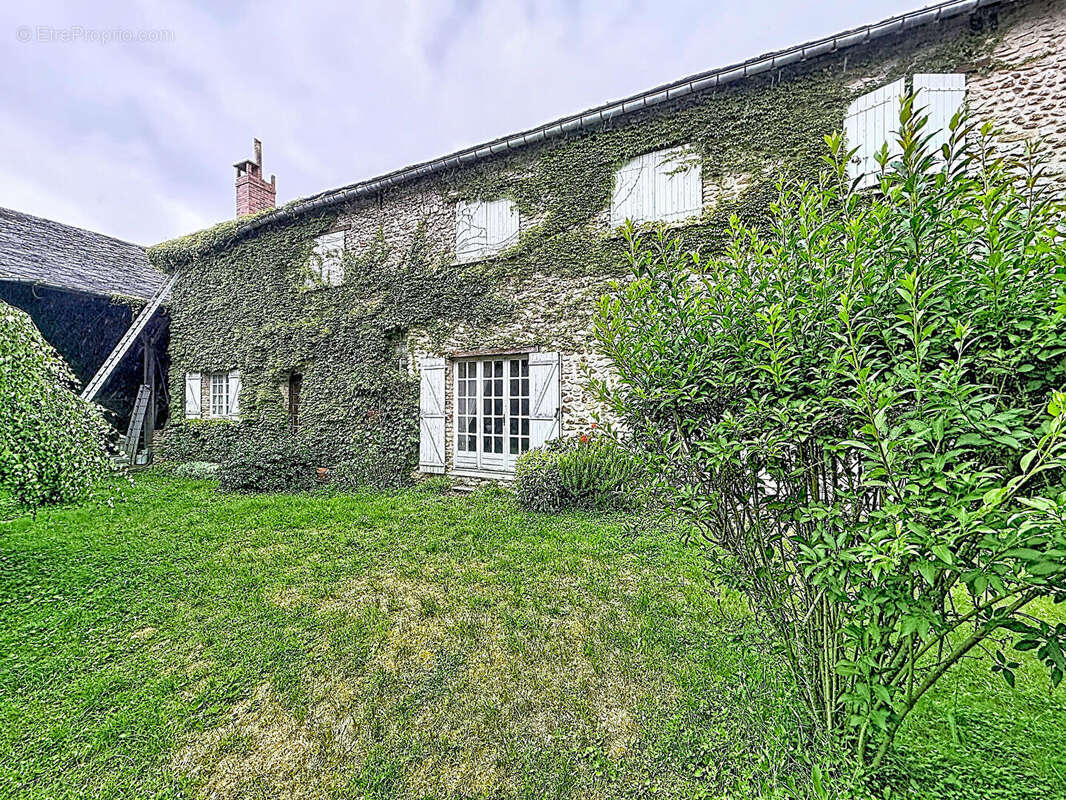 Maison à ORVILLIERS