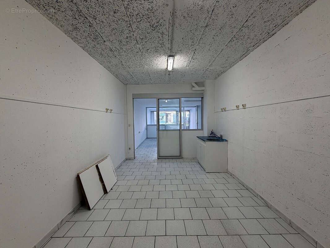 Commerce à VILLEURBANNE