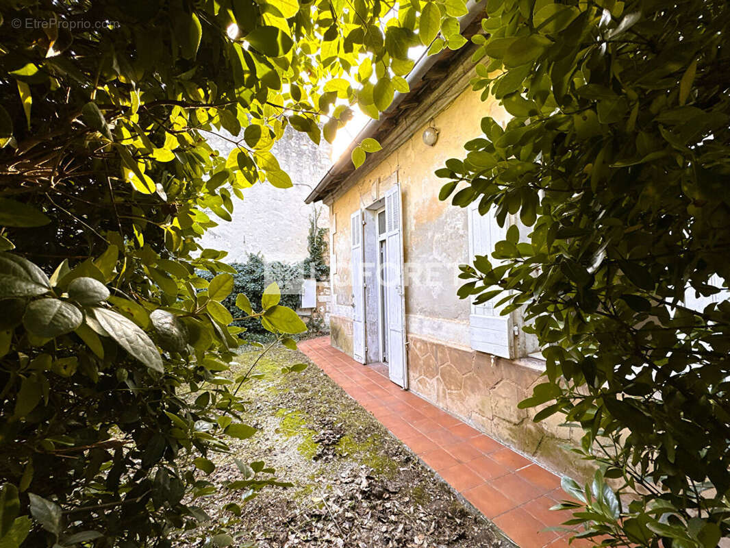 Maison à MARSEILLE-9E