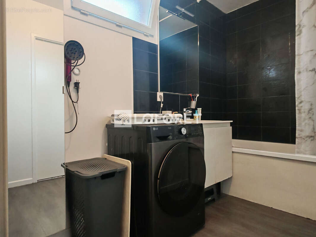 Appartement à CORBEIL-ESSONNES