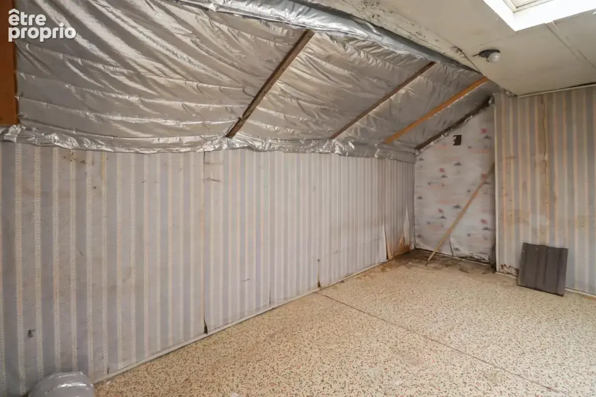 EXCLUSIVITE - Maison 82 m² - 4 pièces - 2 Chambres - Grange/Garage - terrain 520 m² - DOMPIERRE LES EGLISES (87) - photo 17