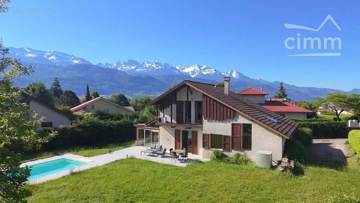 Maison à LUMBIN