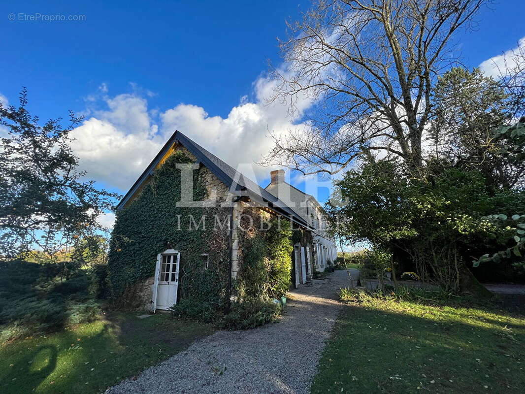 Demeure de prestige à proximité du Mêle Sur Sarthe - Ref.L15365 - photo 13