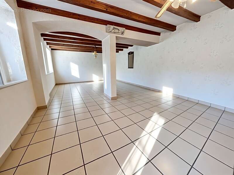Maison à REIGNIER