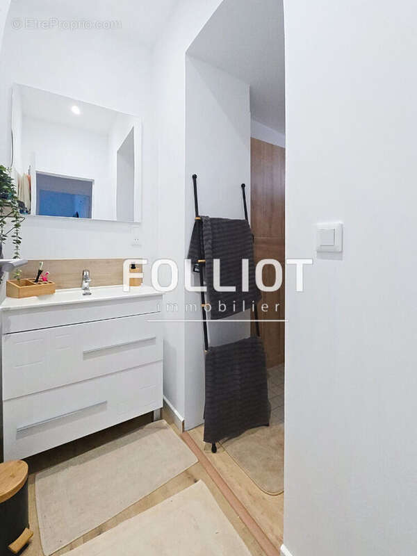 Maison à SAINT-PAIR-SUR-MER