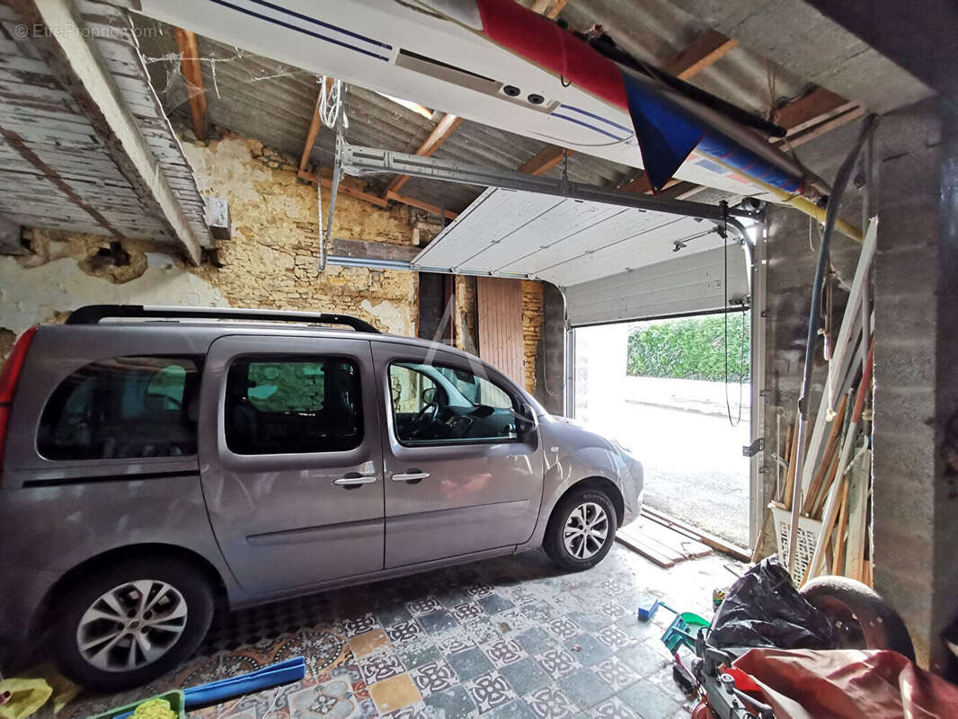 Parking à ROCHEFORT