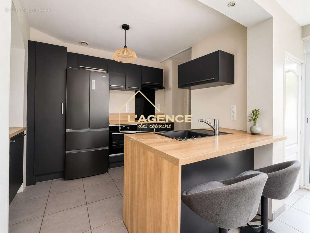 Maison 100 m² à Hazebrouck  - photo 4