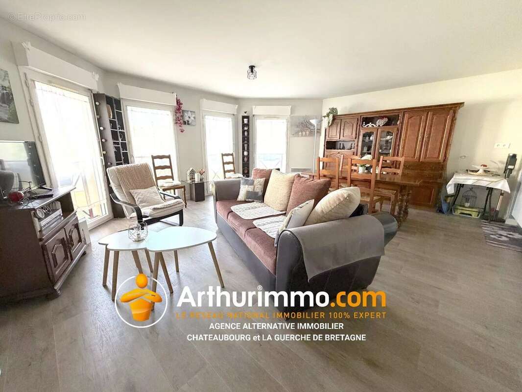 Appartement à BRUZ