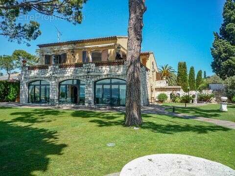 Maison à ANTIBES