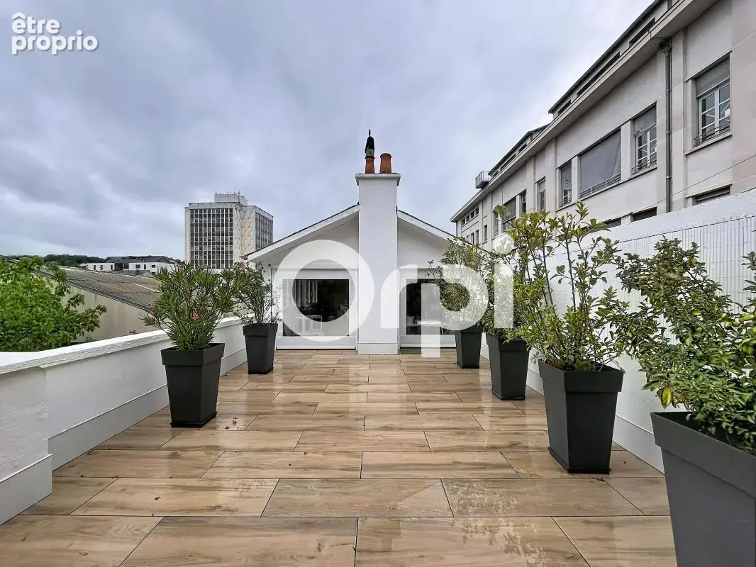 Appartement hyper centre - Quartier Grande Poste - AGENCE ORPI BRIVE - photo 13