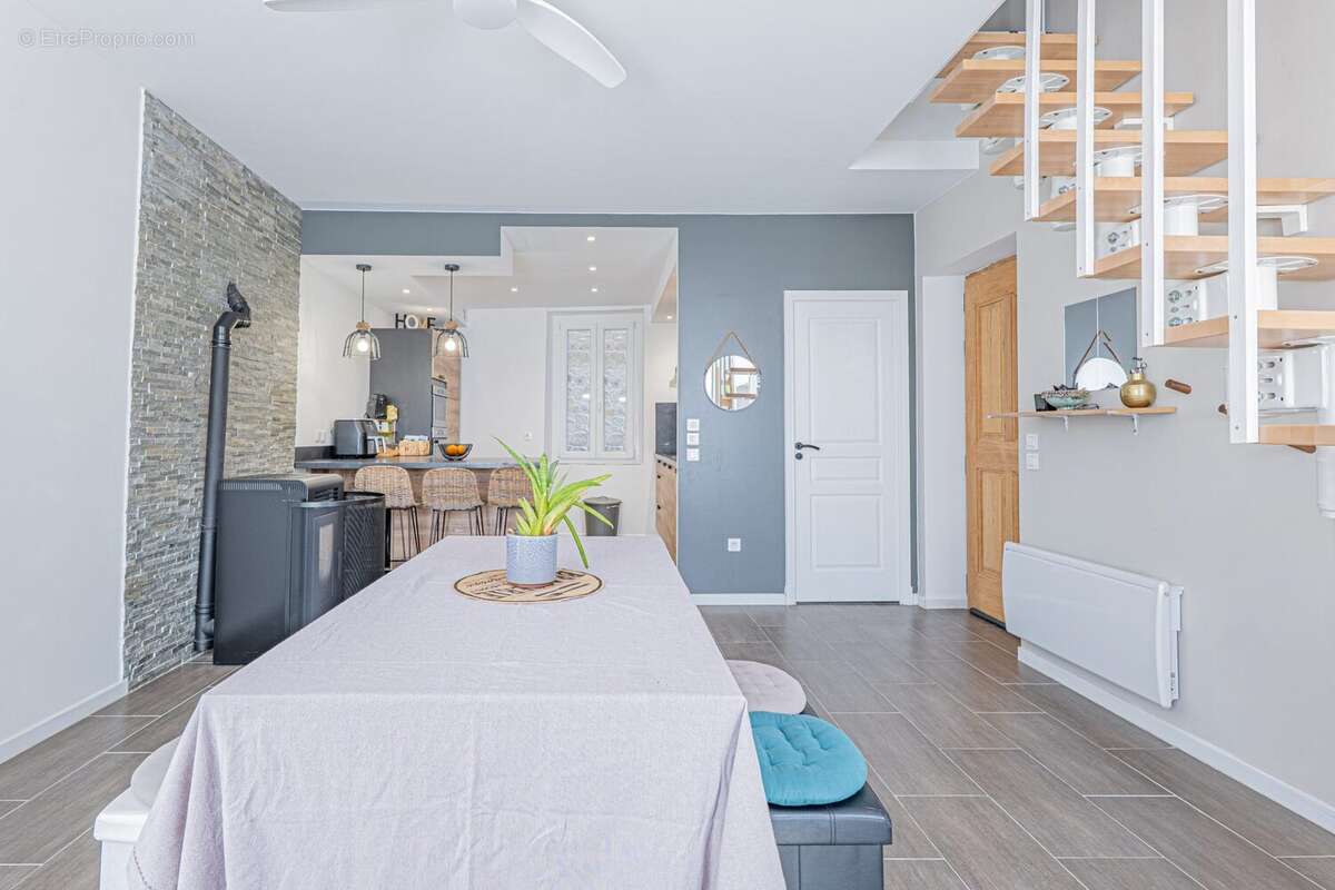 Appartement à MASSOINS
