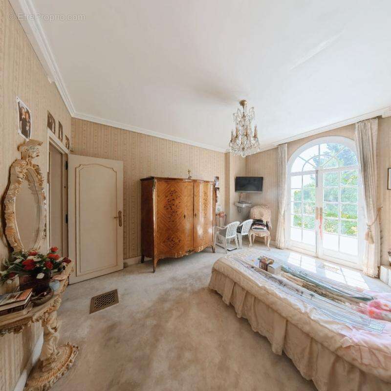 Maison à NOGENT-SUR-MARNE