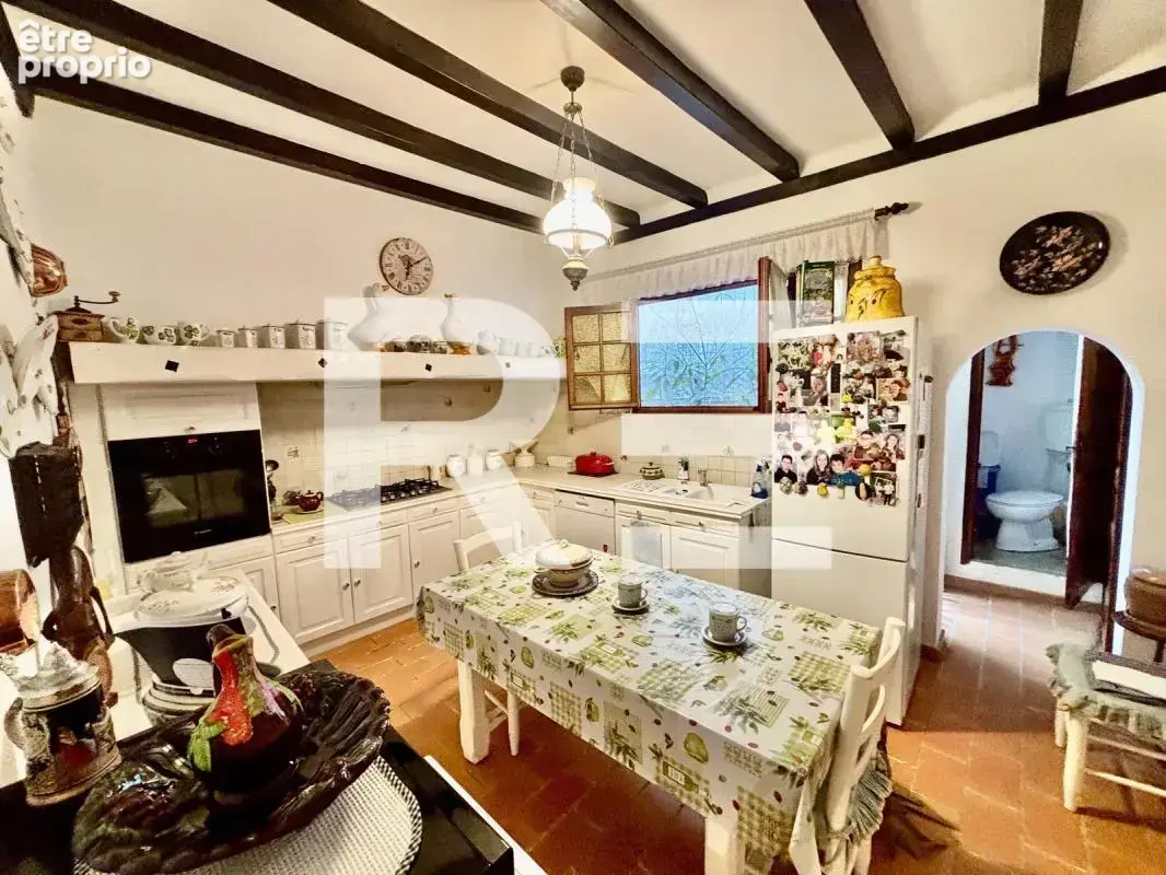 Immeuble 126m2 avec terrasse et patio interieur - photo 2