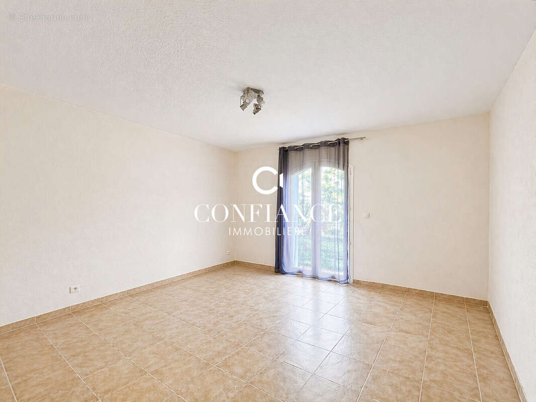 Maison 140 m² à Pierrefeu  - photo 7