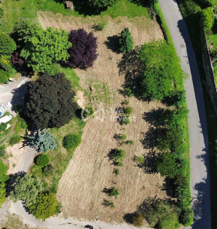 Terrain à SAINT-CLAIR-DU-RHONE