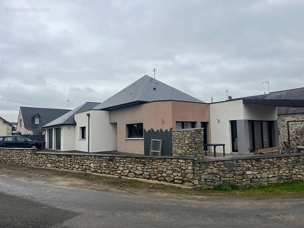 Maison à BONCHAMP-LES-LAVAL