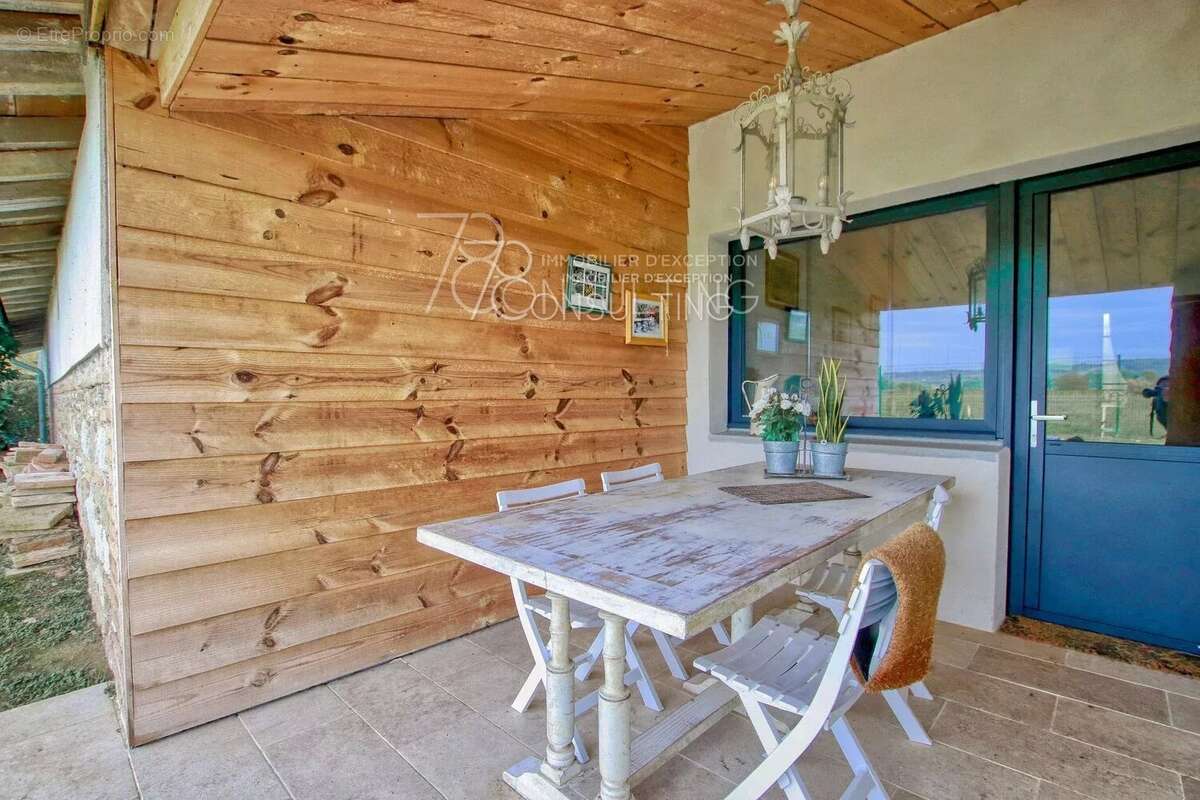 Maison à LISLE-SUR-TARN