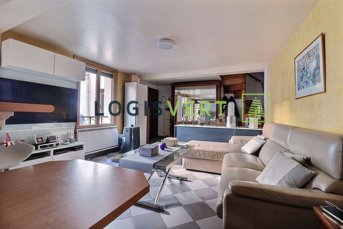 Appartement à BIEVRES