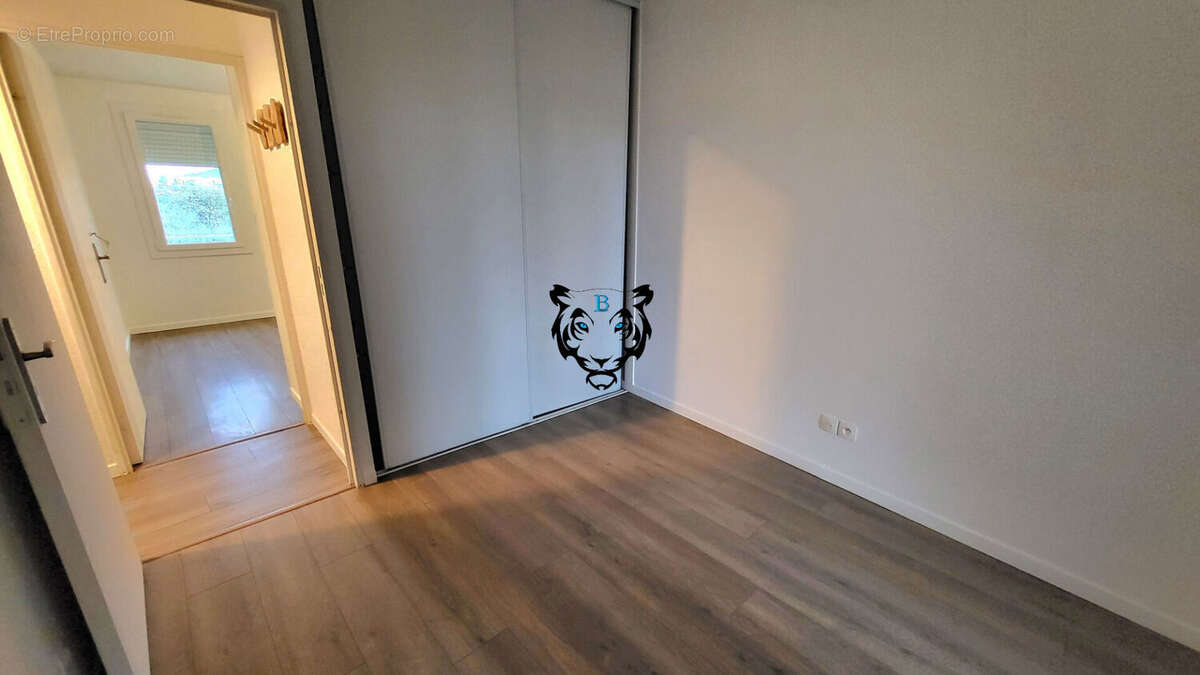 Appartement à LES ISSAMBRES