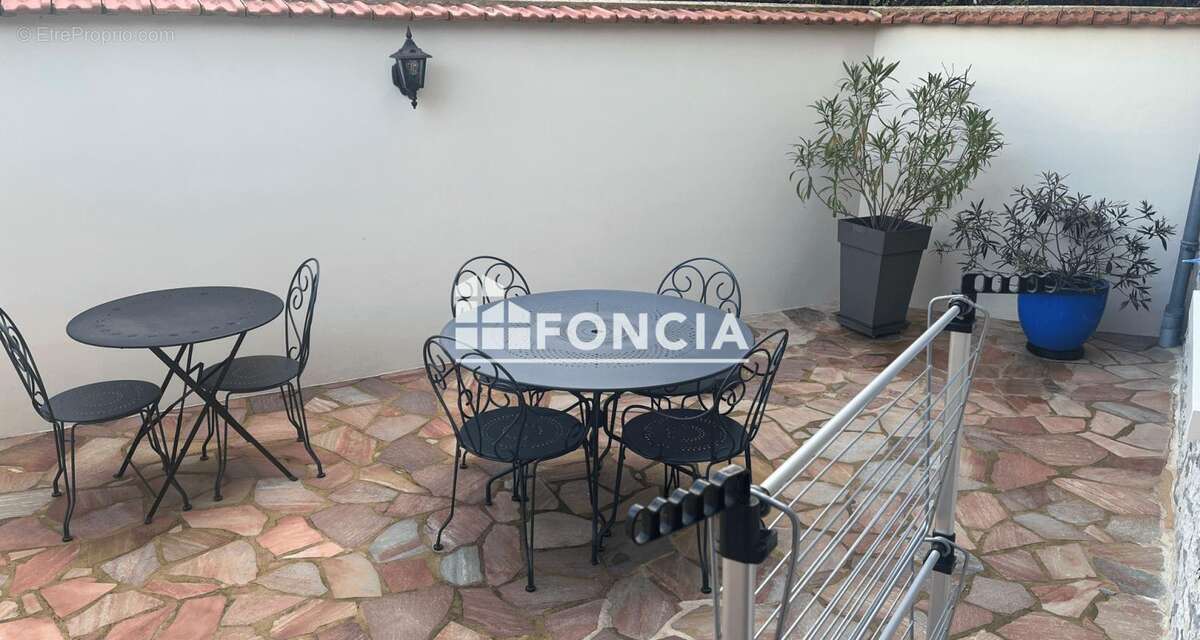 Maison à BENNECOURT