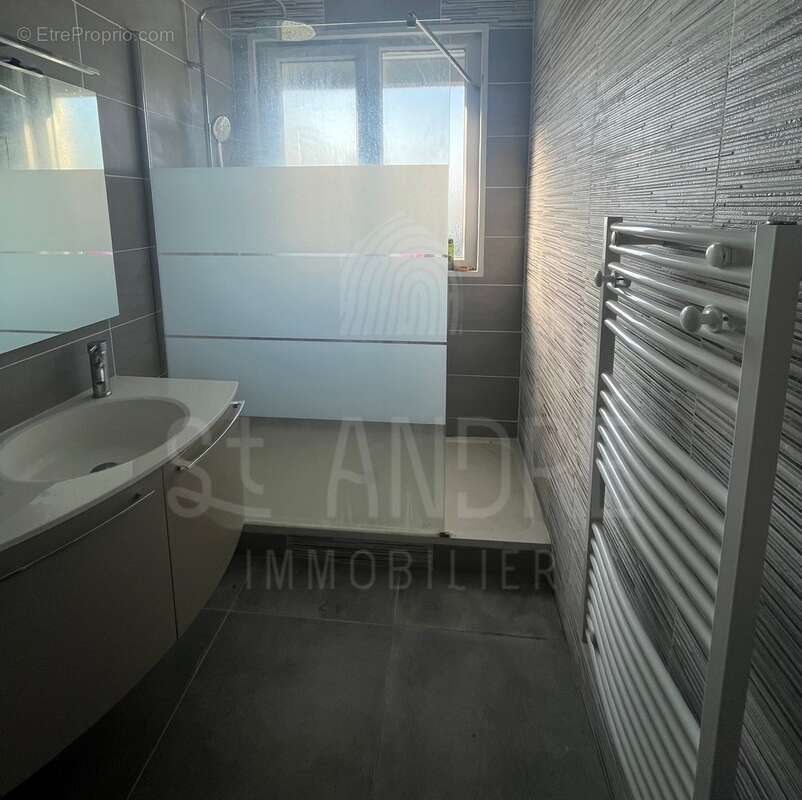 Maison à BEAUREPAIRE