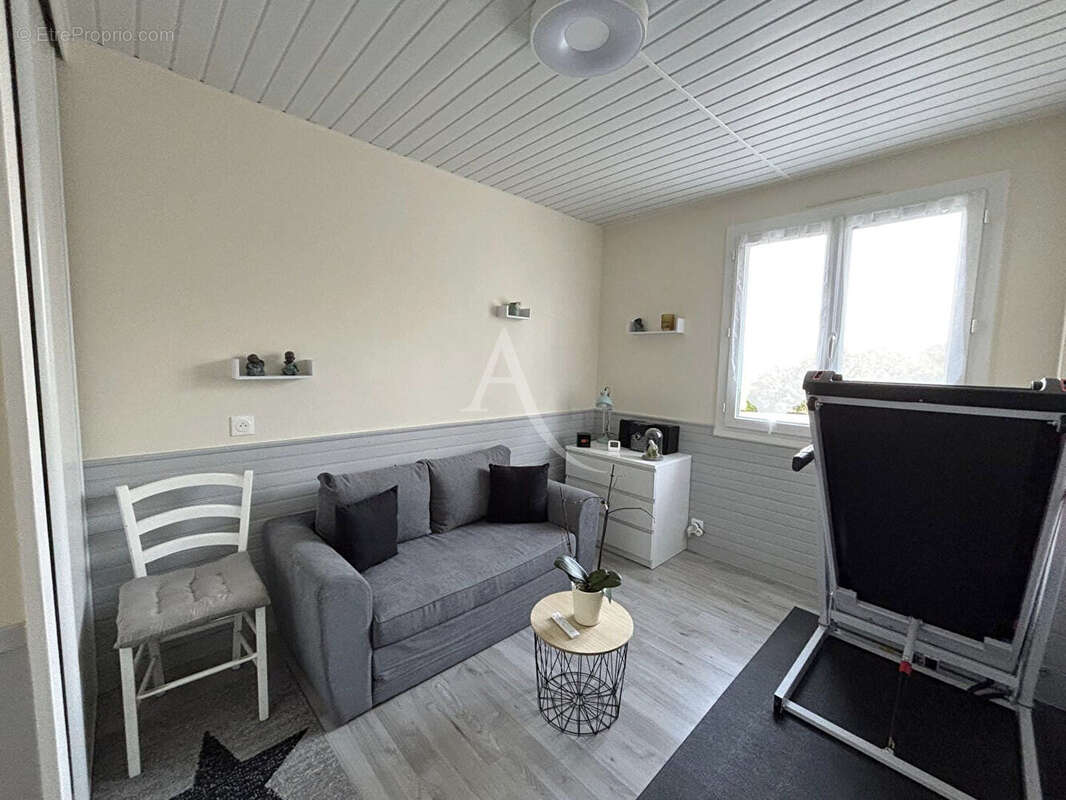 Maison à LA MEMBROLLE-SUR-LONGUENEE