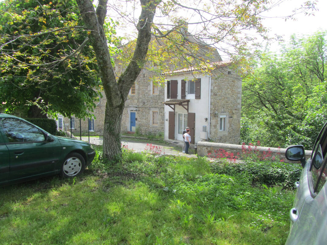 Maison à SAINT-BONNET-DE-MONTAUROUX