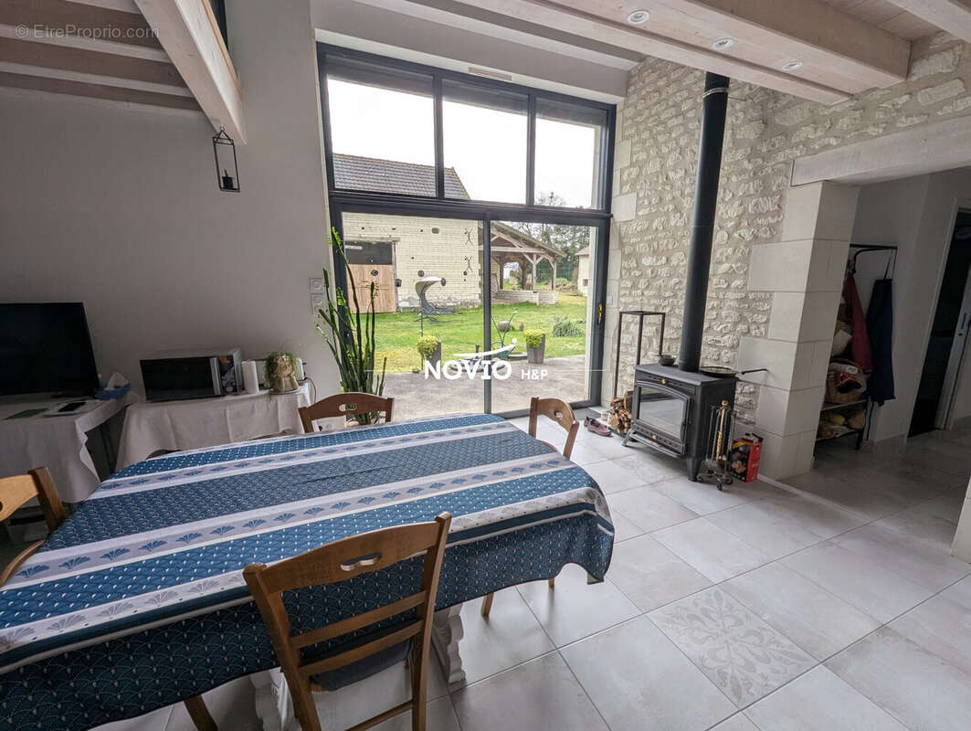 Maison 4 pièces 100 m² à vendre à Saint-Genest-D'ambiere (86140) - photo 2