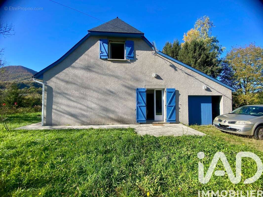 Photo 2 - Maison à HECHES