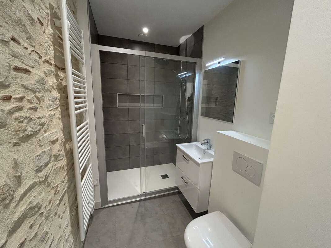 Appartement à ANSE